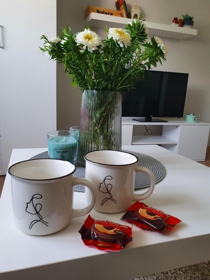 Home, Sweet Apartman